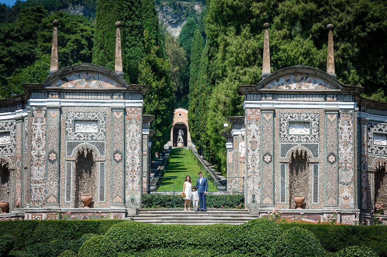 wedding photographer intimate wedding in Villa d' Este